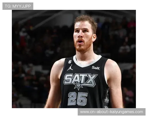 马刺交易流言：谁将成为球队未来的引援焦点？德章泰穆雷、凯尔登约翰逊与雅各布珀尔特尔的潜在变动解析